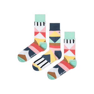 geom aqua socks